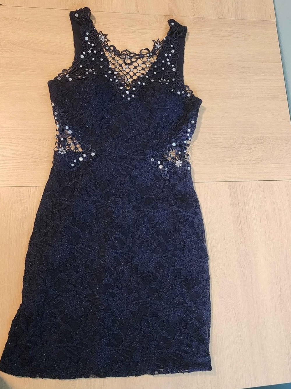 Stunning Sleeveless Navy Lace Cocktail Dress with Beaded Accents